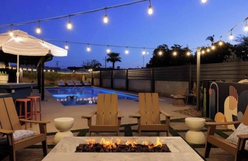 Village Grove House | Scottsdale Social Club: Hot Tub, Heated Pool, FirePit, Putting Green, Ping-Pong,