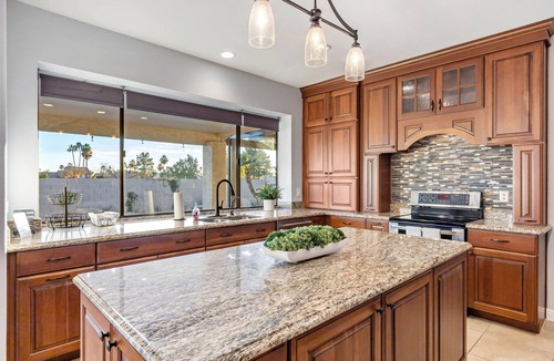 Paradise Park Vista House | Scottsdale Summers - Grand Getaway with Pool, Billiards, and Putting Green