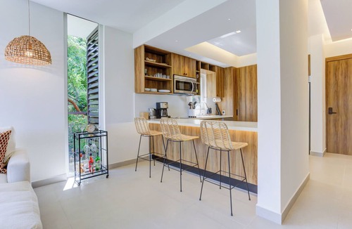 Amapas Apartment | SeaView Elegant Oceanview Condo Rooftop Pool Romantic Zone