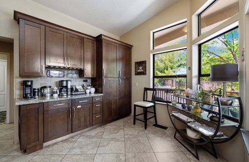 Oak Creek House | Sedona Fun: Pool, Spa, Sauna, Games Room, Golf!