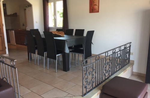 Propriano Villa | Semi-detached Villa Sea View - Private Parking - Near Town Center and Beaches