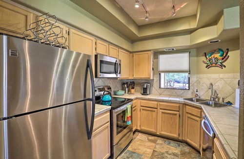 Tucson Condo | Serene Desert Escape w/Porch & Resort-Style Perks