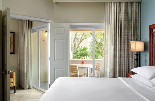 North Scottsdale Villa | Sheraton Desert Oasis resort-1 BR villa - 12 min. walk to TPC golf Feb 6 - Feb 9