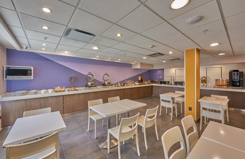 San Luis Potosi Hotel | Sierra Suites By HP Hotels