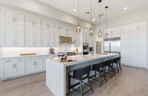 Goldie Brown Pinnacle Peak Ranch House | Sierra Vista - Gated Community in Sereno Canyon