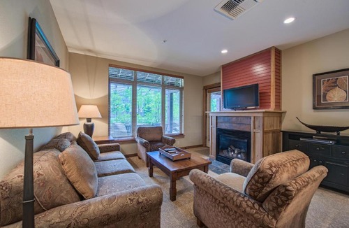 Kellogg Cabin | Silver Mountain Resort