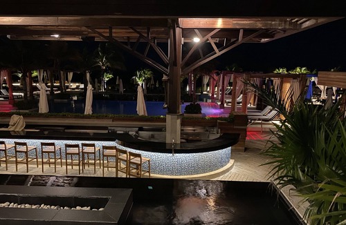 Puerto Juarez Resort | Sleeps 8. Jungle like Resort by ocean. Pools, restaurant, bars activities