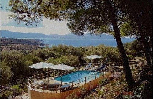 Cargese Ski Chalet | Small chalet overlooking the sea 3 minutes away and mountain cirque