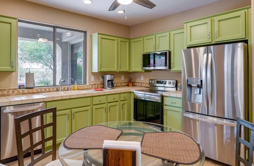 Anthem Country Club House | Snowbirds Welcome! Anthem Gem w/Fairway Views
