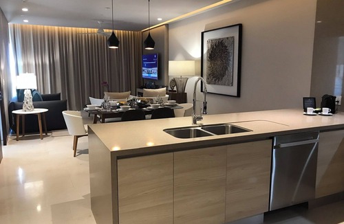 Cabo San Lucas Apartment | Solaz 5 star Marriot resort ocean ft 3 bedroom ,kitchen & liv rm tennis center