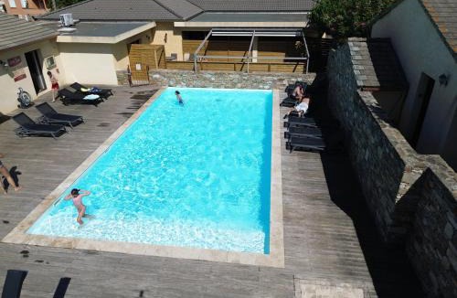 Sisco Apartment | Soleil, Piscine, Parking et Bienvenue à Sisco