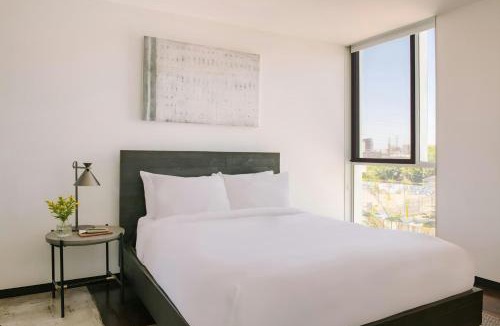 Evans Churchill Apartment | Sonder by Marriott Bonvoy Ida Apartments Downtown