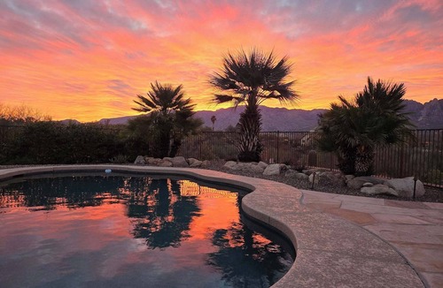 Tangerine Hills House | Songbirds N Serenity