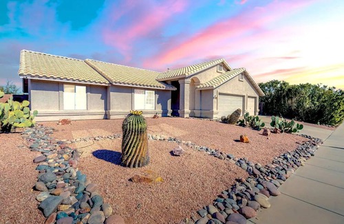 Sahuarita House | Sonoran Sanctuary in Sahuarita - 3 Bedroom Home - Back Yard Oasis with Hot Tub