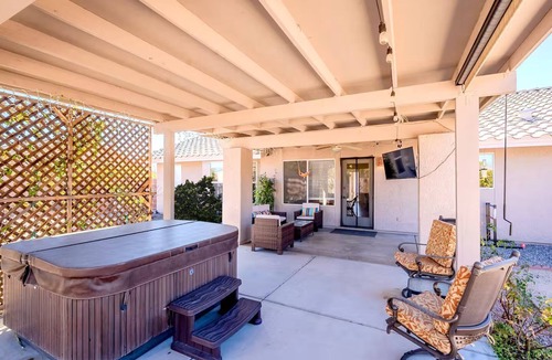 Sahuarita House | Sonoran Sanctuary in Sahuarita - 3 Bedroom Home - Back Yard Oasis with Hot Tub