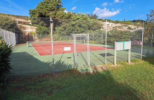 Favone Apartment | South Corsica, 150 m walk to beach, swimming pool, tennis, hiking, activities