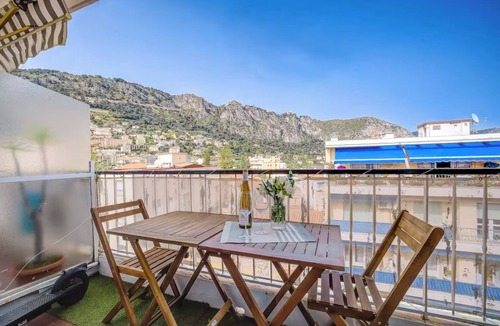 Beaulieu-sur-Mer Apartment | Spacious 2 Bedroom, Heart of Beaulieu w Parking