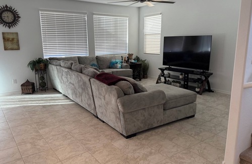Surprise House | Spacious 4-bedroom house with AC, WiFi in charming Surprise