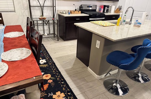 Tucson House | Spacious 4-bedroom house in pleasant Tucson with AC