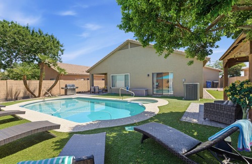 Avondale House | Spacious 5-bdrm house w/pool close to Westgate, State Farm Stadium.Phx Raceway