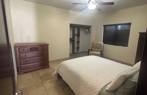 Laveen Village House | Spacious 5-bedroom farmhouse in Laveen with AC