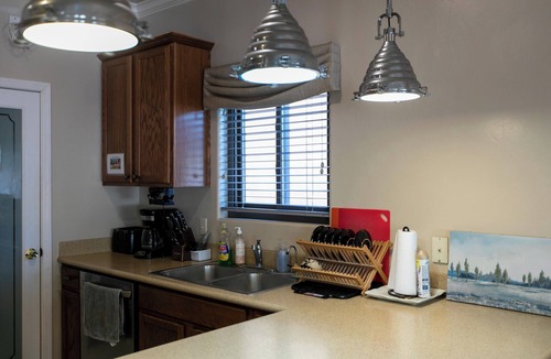 Tucson House | Spacious 5-bedroom house in charming Tucson with AC, WiFi