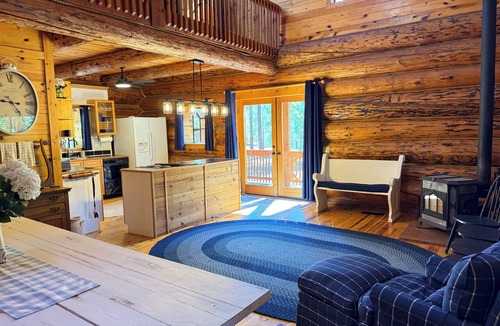 Alpine Cabin | Spacious Alpine Cabin, Sleeps 16, Game/Movie Room