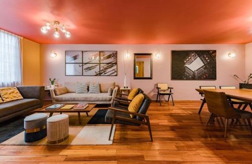 Miguel Hidalgo House | Spacious Hillside Home with Patio Near Polanco