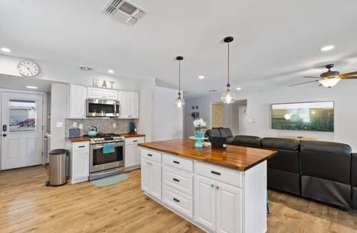 Clearview House | Spacious Home + Pool, Putting & Dream Backyard