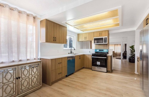 Anza House | Spacious Modern Home with Scenic Views & Outdoor