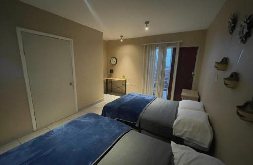 Playas De Tijuana House | Spacious Rooftop House w/King Bed