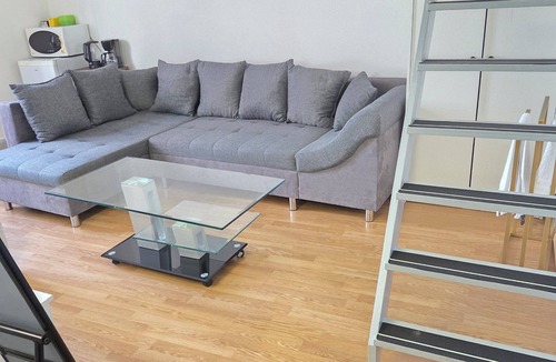 Canardiere Est Apartment | SPACIOUS STUDIO COMFORT