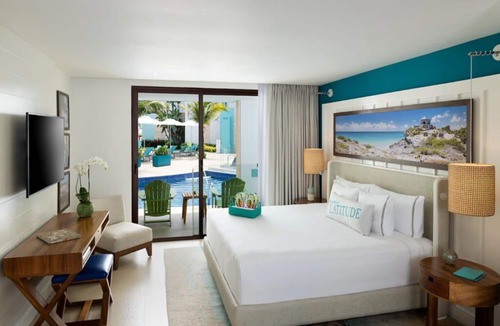 Puerto Morelos Hotel | Spacious Suite w/King Bed, Rainforest Shower, & Balcony ALL-INCLUSIVE