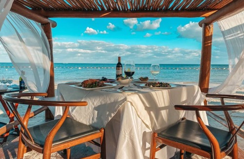 Puerto Morelos Hotel | Spacious Suite w/King Bed, Rainforest Shower, & Balcony ALL-INCLUSIVE