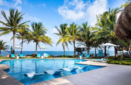 Puerto Morelos Hotel | Spacious Suite w/King Bed, Rainforest Shower, & Balcony ALL-INCLUSIVE