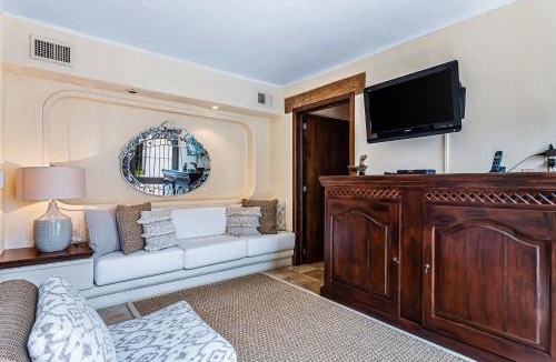 Downtown Puerto Vallarta House | Spectacular hillside villa with pool, incredible views