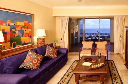 Pedregal Hotel | Spectacular Ocean Views in Executive Suite at Pueblo Bonito Sunset Beach