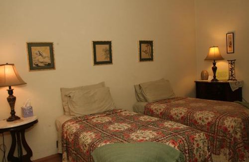 Patagonia Bed & Breakfast | Spirit Tree Inn B&B