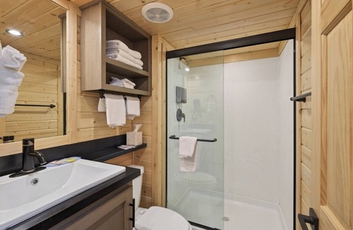 Valle Cabin | Star Gazing Chalet: Closest to South Rim (20 Min),King Bed/Loft