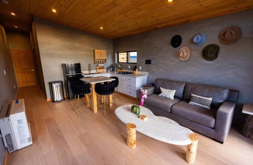 Valle House | stargazing grand canyon skylight tiny home venus