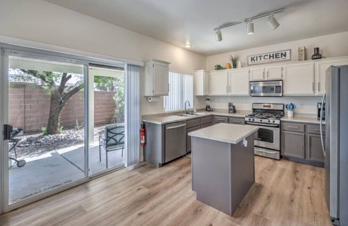 North Las Vegas House | Starling Mesa | Extended Stay Modern Vegas