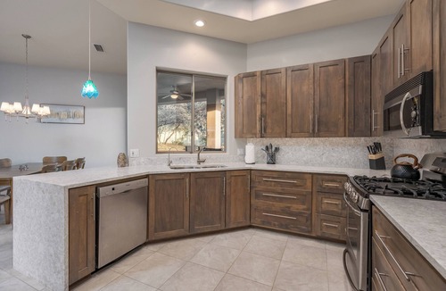 West Sedona House | Starlite Ranch - Rooftop deck & attached casita