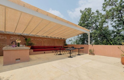 Cuauhtemoc Apartment | Stay in a Restored 1914 Home | Casa Serapio