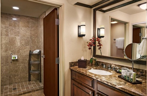 Gainey Village Villas Hotel | Stay, Work, and Play in Style Near Scottsdale's Top Attractions! Pets Welcome!
