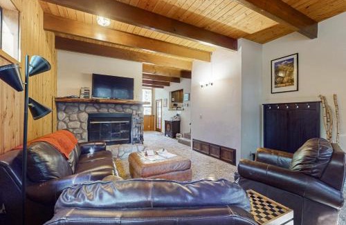 Fern Valley House | Strawberry Creek Cabin