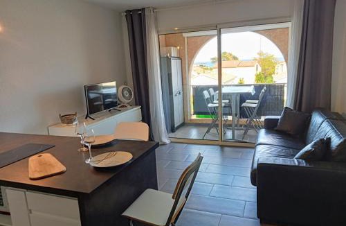 Prunete Apartment | studio à 100m de la plage et de la piscine