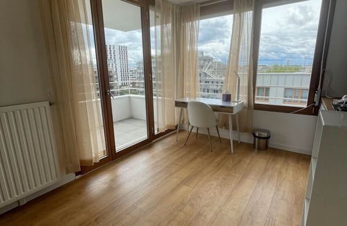 Saint-Denis Apartment | Studio Panoramic view of Paris - Stade de France - Montmartre