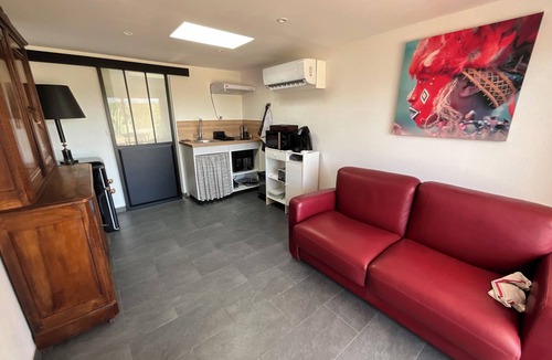 Alata Apartment | Studio room with jacuzzi and heated swimming pool 4X8