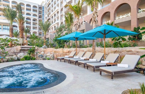 San Jose del Cabo Hotel | Studio - Suite Hotel in enchanting San Jose del Cabo with AC, terrace.