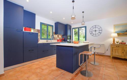 Nessa House | Stunning Home In Nessa